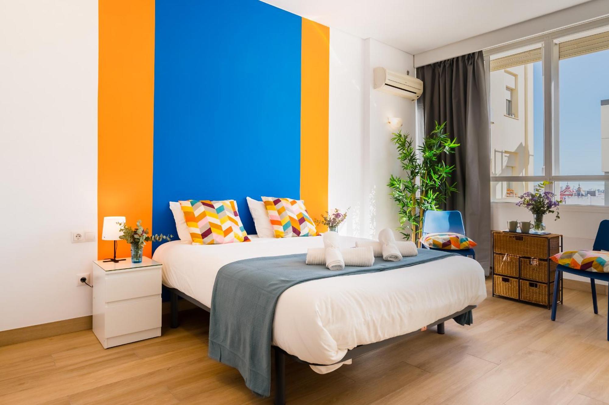 Anfitrion Sevilla 8 Экстерьер фото