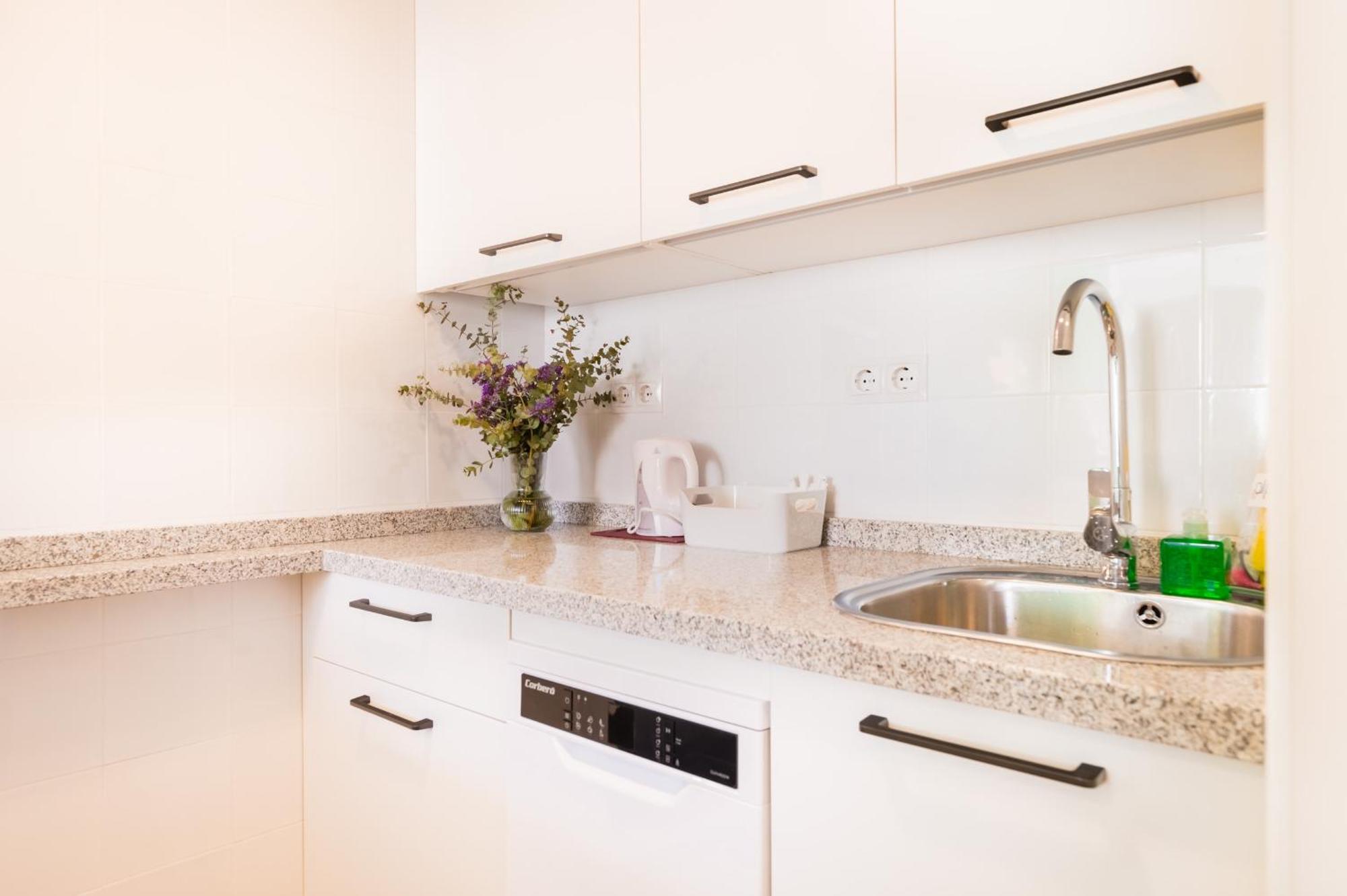 Anfitrion Sevilla 8 Экстерьер фото