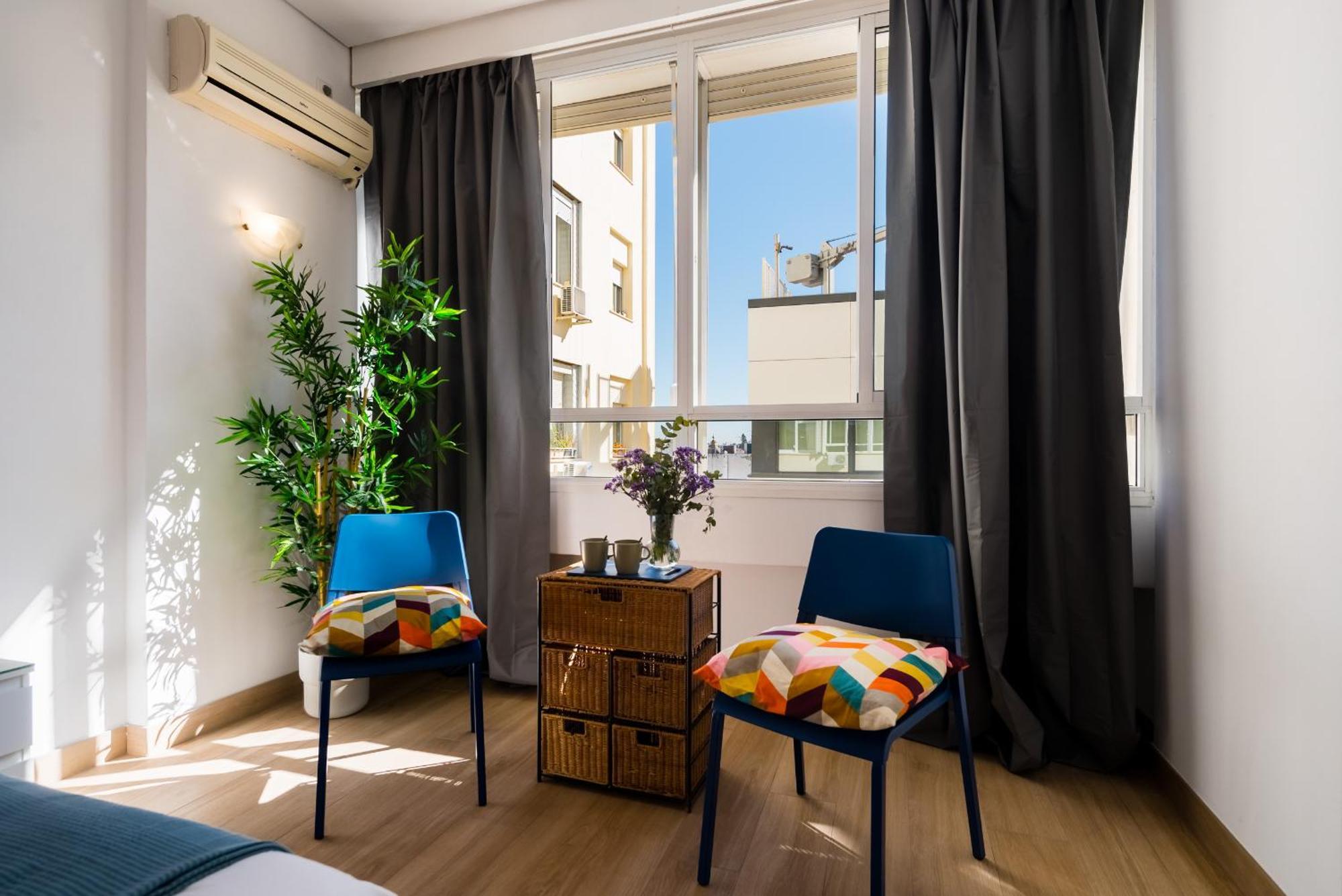 Anfitrion Sevilla 8 Экстерьер фото