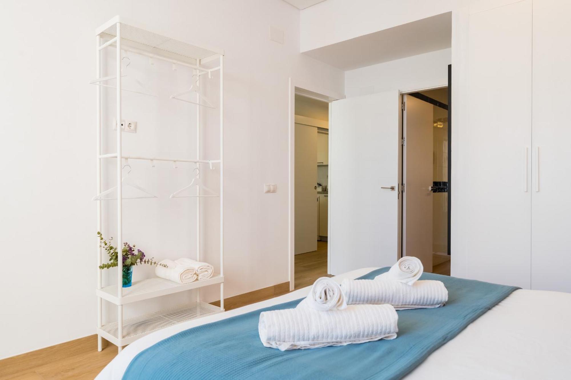 Anfitrion Sevilla 8 Экстерьер фото